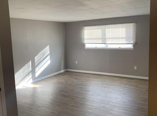 1221 Main St #1, Highland, IL 62249