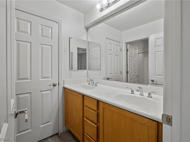 8907 W Torino Ave — Photo 45