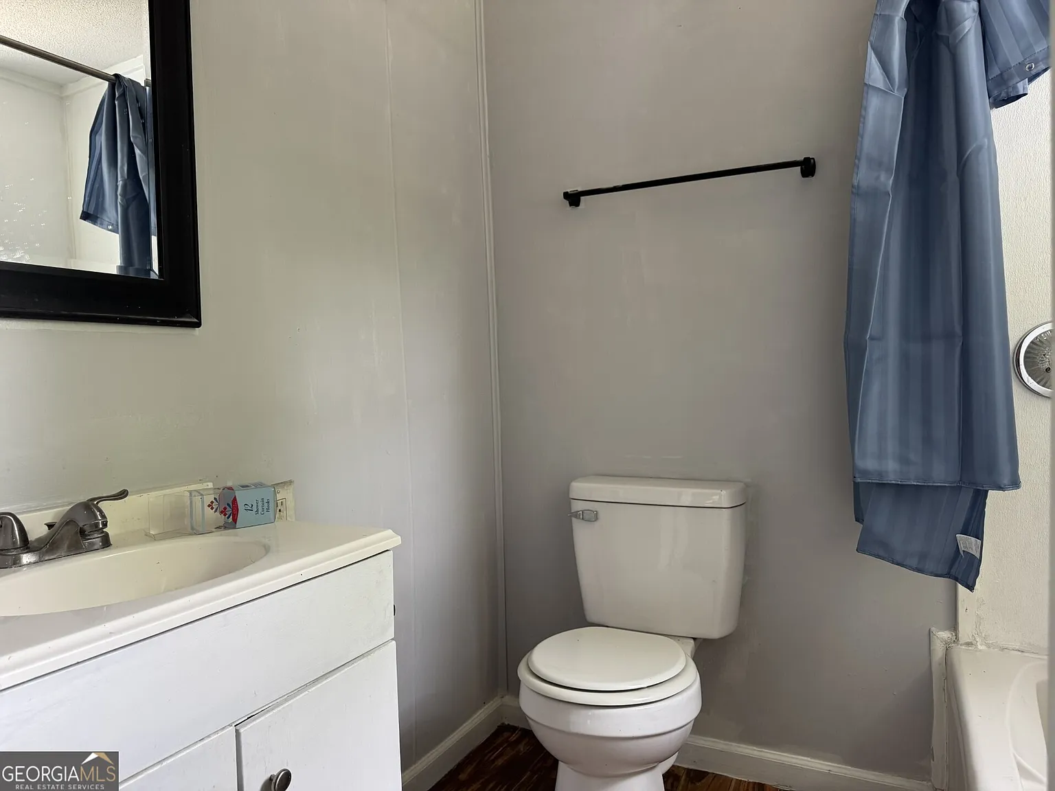 2 bed, 1.0 bath, 1078 sqft, $950 — Photo 3