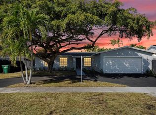 13246 SW 86th Ter, Miami, FL 33183