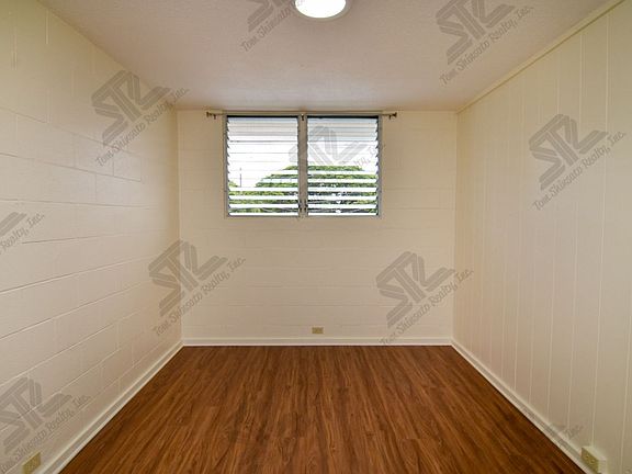 3rd image of 94-106 Pupupuhi St #D