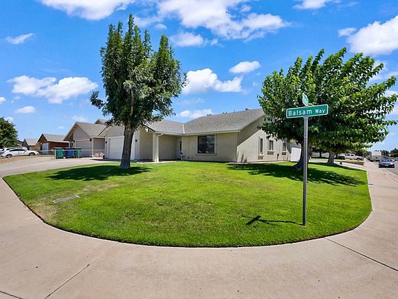 3rd image of 2918 Balsam Way