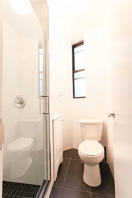 Rented by Dynamik Realty | media 10