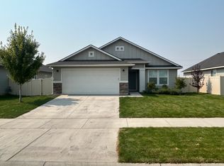 6815 S Birch Creek Ave, Meridian, ID 83642