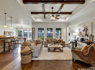 2716 Crest Ridge Dr, New Braunfels, TX 78132