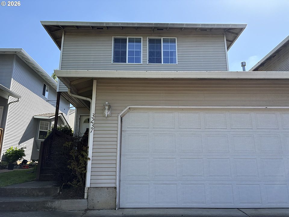 1st image of 3237 Olive St
