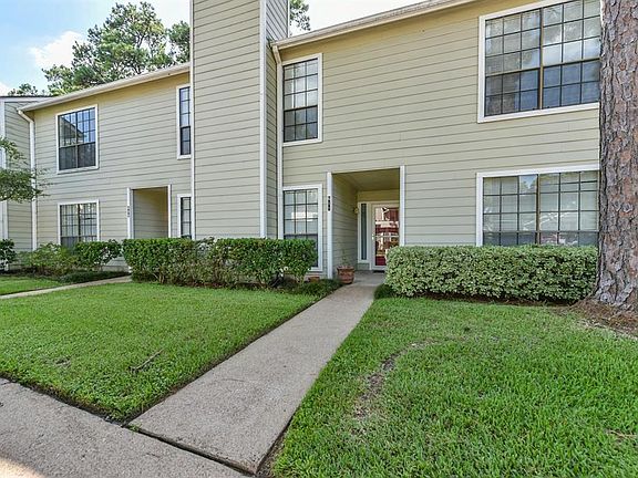 3rd image of 14911 Wunderlich Dr APT 611