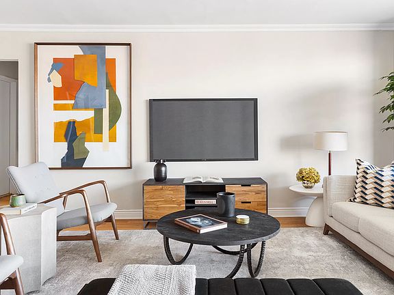 5th image of 382 Central Park W APT 17A