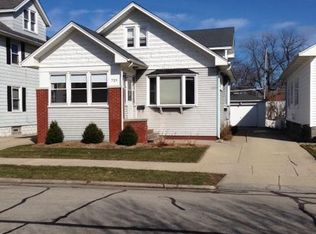 729 W Lawn Ave, Racine, WI 53405