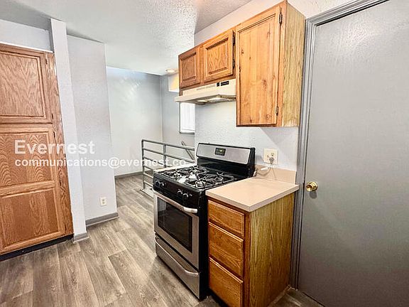 5th image of 1327 S Lawton Ave #1