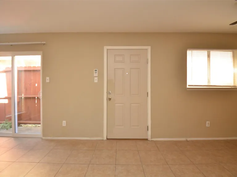 5993 Allday Dr #B — Photo 7