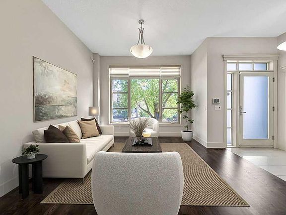 5th image of 1136 S 17th Ave NW