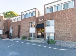 107 Walnut St APT 3, Stoughton, MA 02072