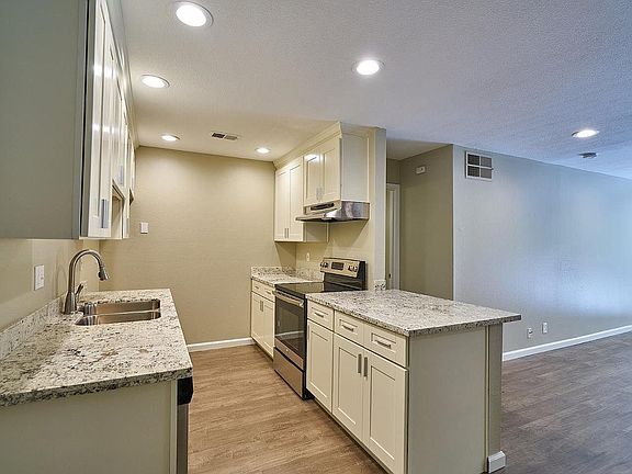 3rd image of 259 N Capitol Ave Unit 174