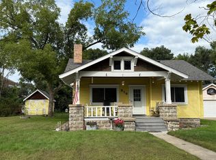 818 1st Ave NW, Faribault, MN 55021