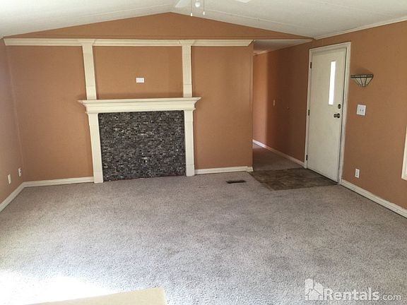 5th image of 828 Holland Dr #125