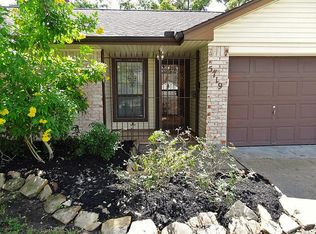 5719 Acorn St, Houston, TX 77092