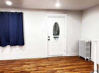 406 W 15th St, Chester, PA 19013