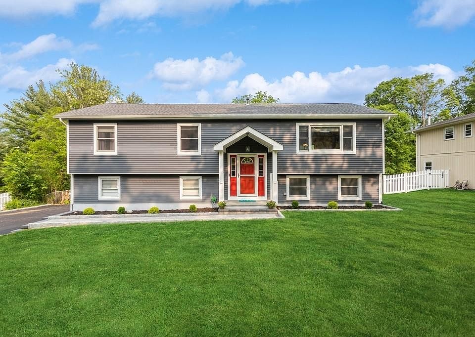 1st image of 3278 Amelia Drive