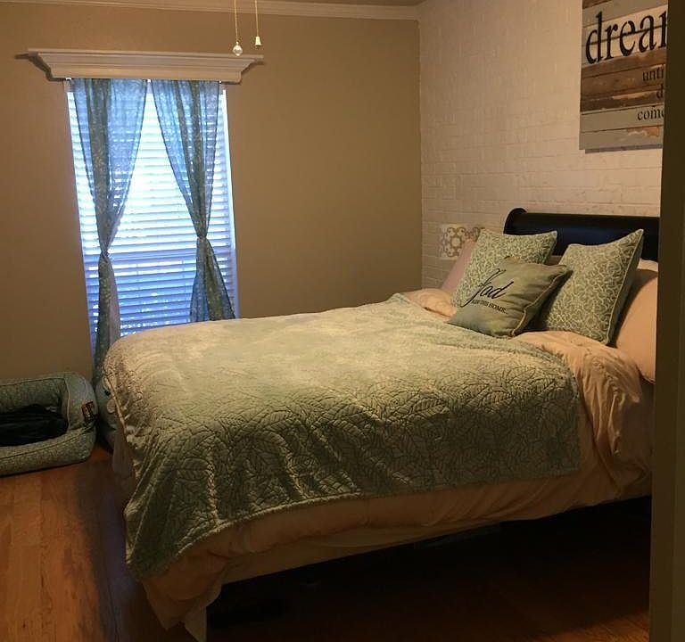 2nd image of 3 E Townhouse Ln #3
