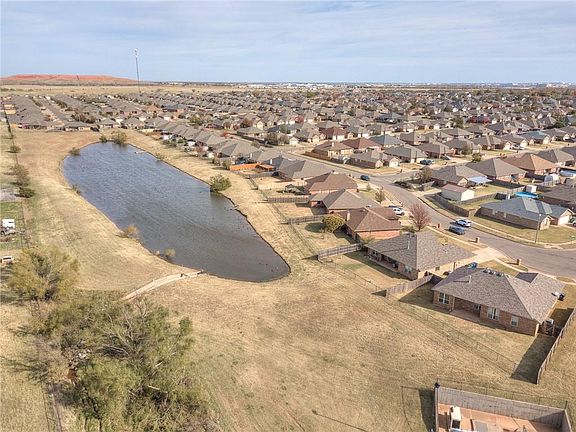 4th image of 9717 Crooked Creek Ln