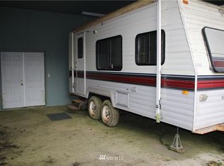 888 Rain Forest Rd, Forks, WA 98331