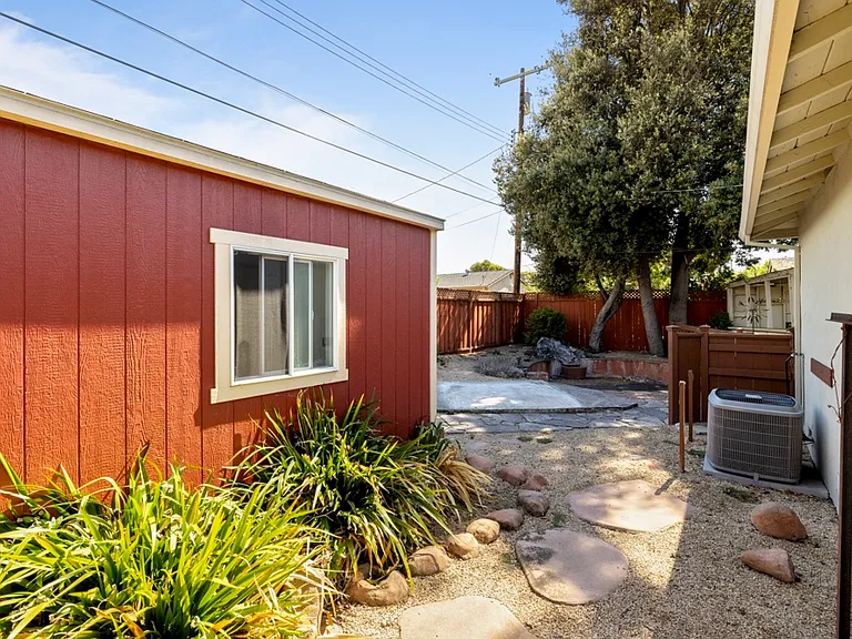 2622 Tartan Dr — Photo 30