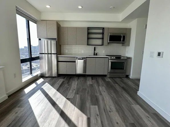 55 Jordan Avenue image 1 of 22