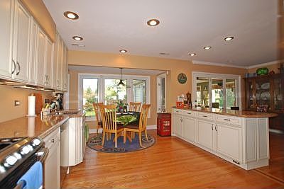 5th image of 1213 Trillium Ct