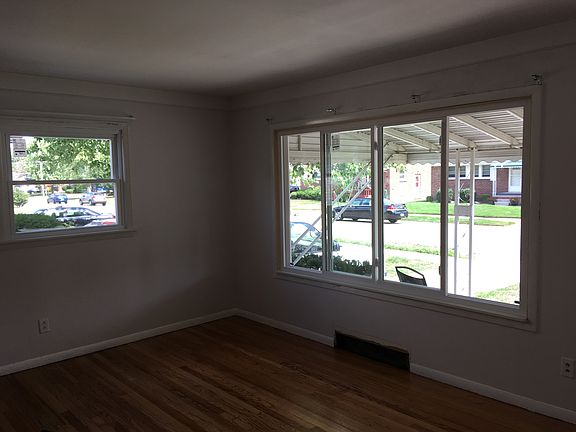 2nd image of 25335 Normandy St