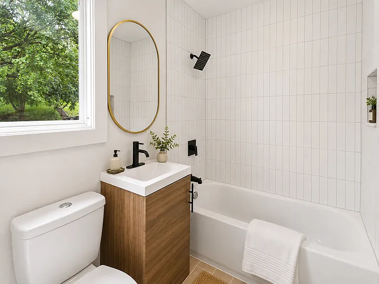 1132 S 33rd St #1 — Photo 9