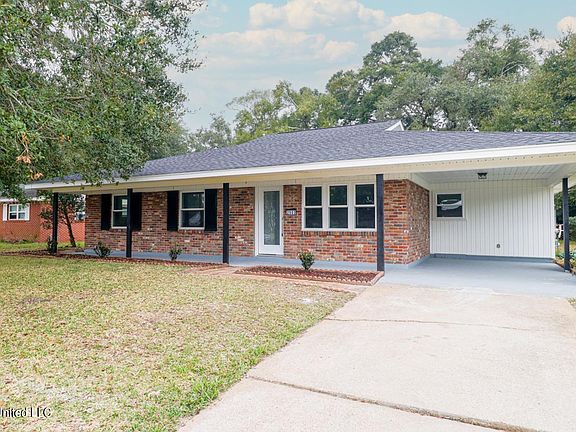 2nd image of 2503 Demaret Dr