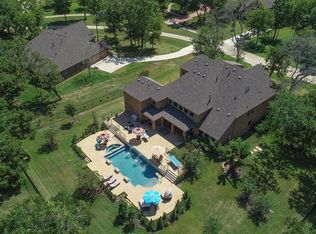 3910 Whispering Woods Ln, Richmond, TX 77406