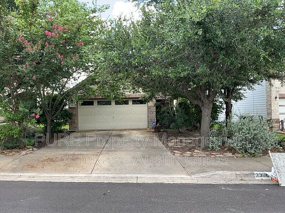 2nd image of 2306 Kuykendall Dr