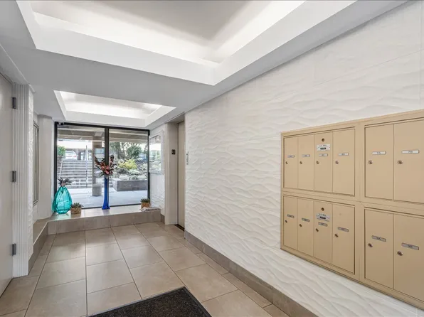 7-04 166th Street image 11 of 24