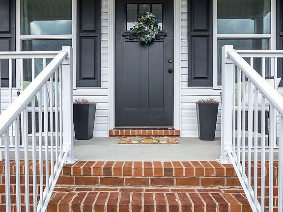 2nd image of 58 Pleasant Valley Rd