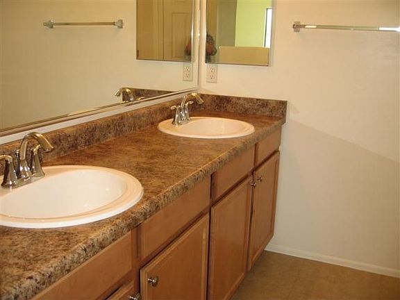 5th image of 955 W Calle Barbitas
