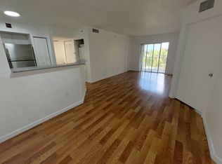 17602 NW 25th Ave APT 302, Miami Gardens, FL 33056