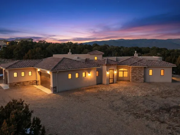 39 Nature Pointe Dr, Tijeras, NM 87059