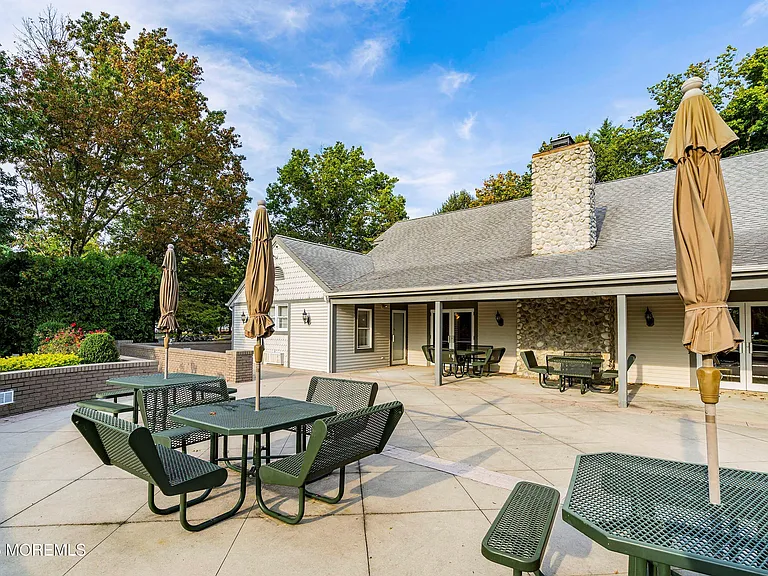 103 Hyacinth Ln — Photo 40