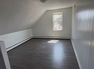 36 Hobson Ave #3, East Providence, RI 02914