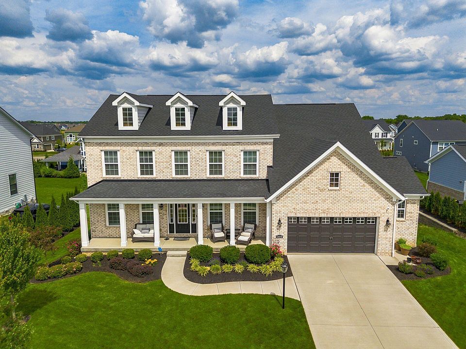 1st image of 11484 Robin Hill Dr