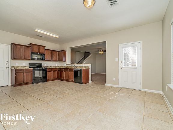 5th image of 9015 Woodfern Dr