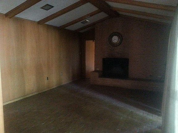 5th image of 815 Jefferson Ave
