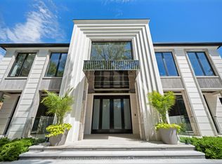 68 Old Colony Rd, Toronto, ON M2L2K1
