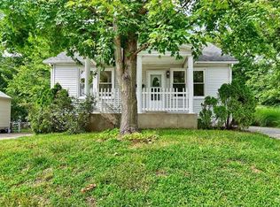 9407 Roslan Pl, Saint Louis, MO