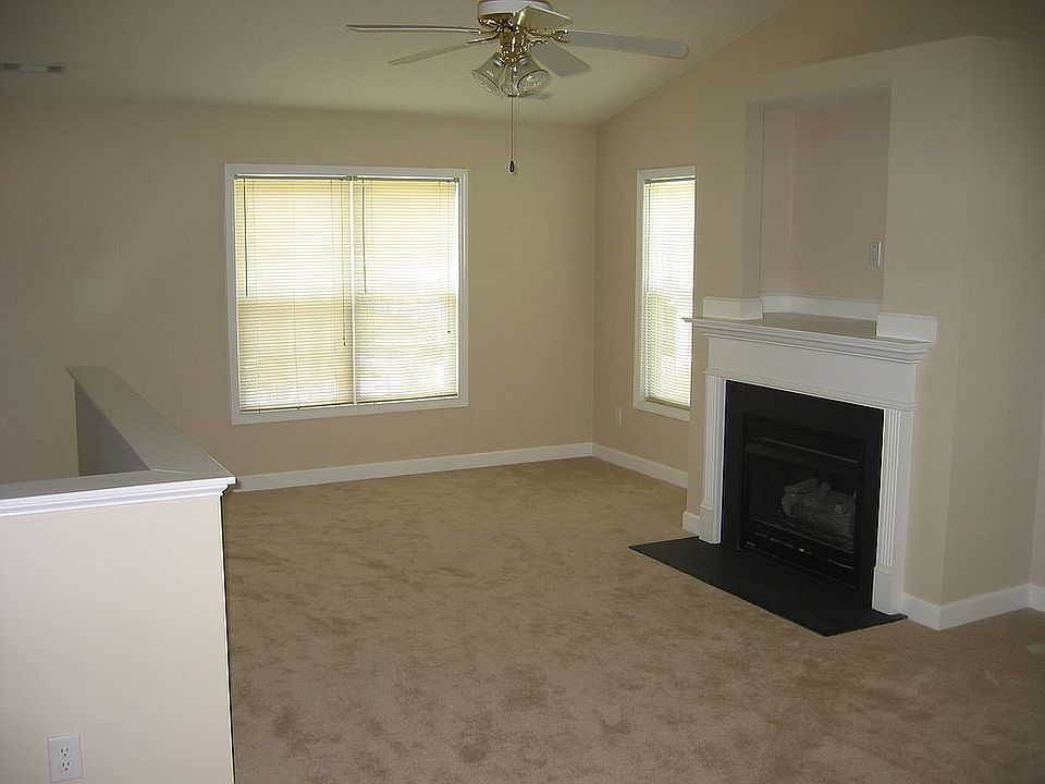 Living Room w/ Fireplace