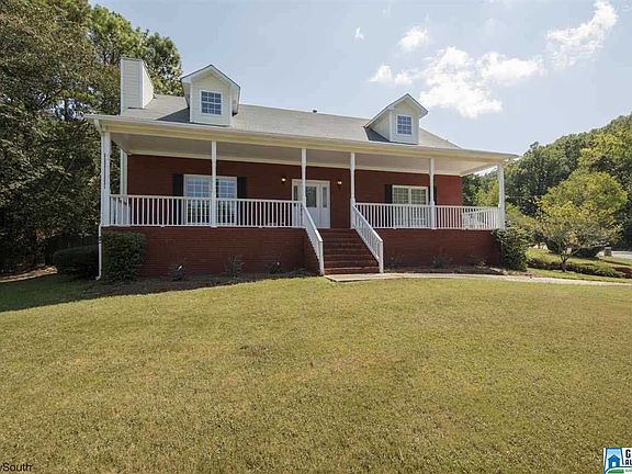 2nd image of 1875 Sweet Briar Ln