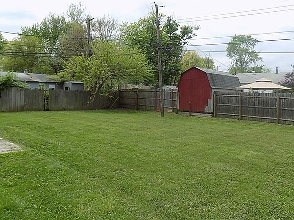 3rd image of 3838 N Lawndale Ave