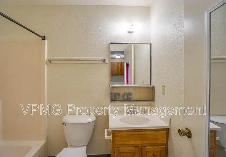 2815 Caples Ave #1 — Photo 13